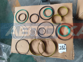 Ремкомплект гидроцилиндра экскаватора W053025850-1